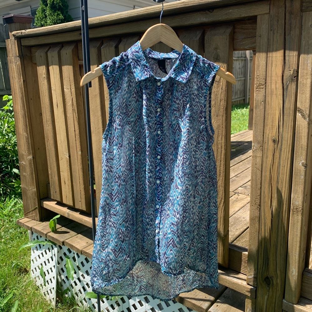 Flowy Sleeveless Button Up